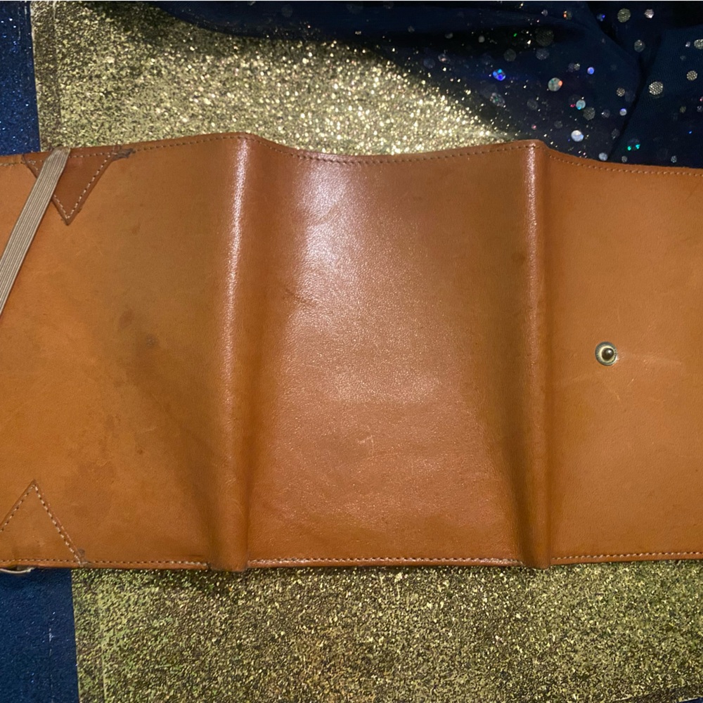 TWEEDS 198️⃣0’s HANDMADE GOLDEN CAMEL TAN LEATHER Wallet RARE VINTAGE ANTIQUATED - Picture 4 of 9